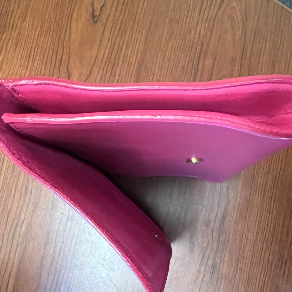 YVES SAINT LAURENT
Pink Calfskin Leather Ligne Y Clutch Bag - Picture 8 of 9